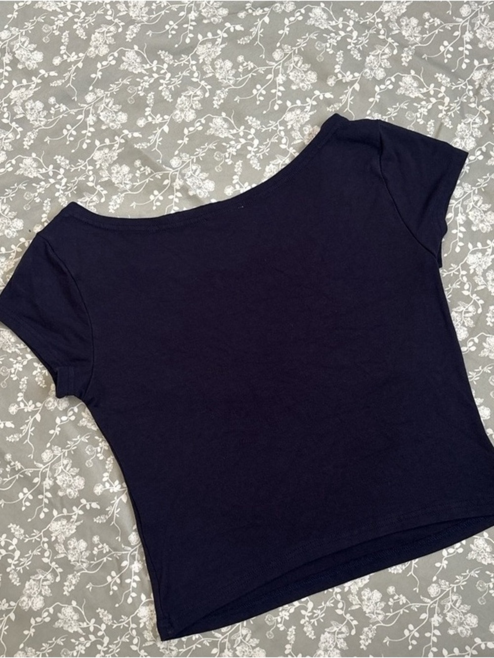 Women’s Short Sleeve Navy Crop Top